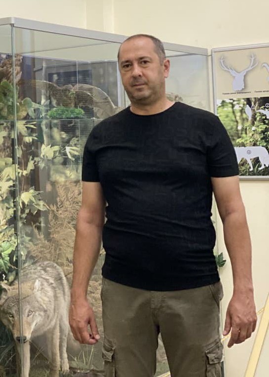Ханбуев Эдуард Ахмедович.